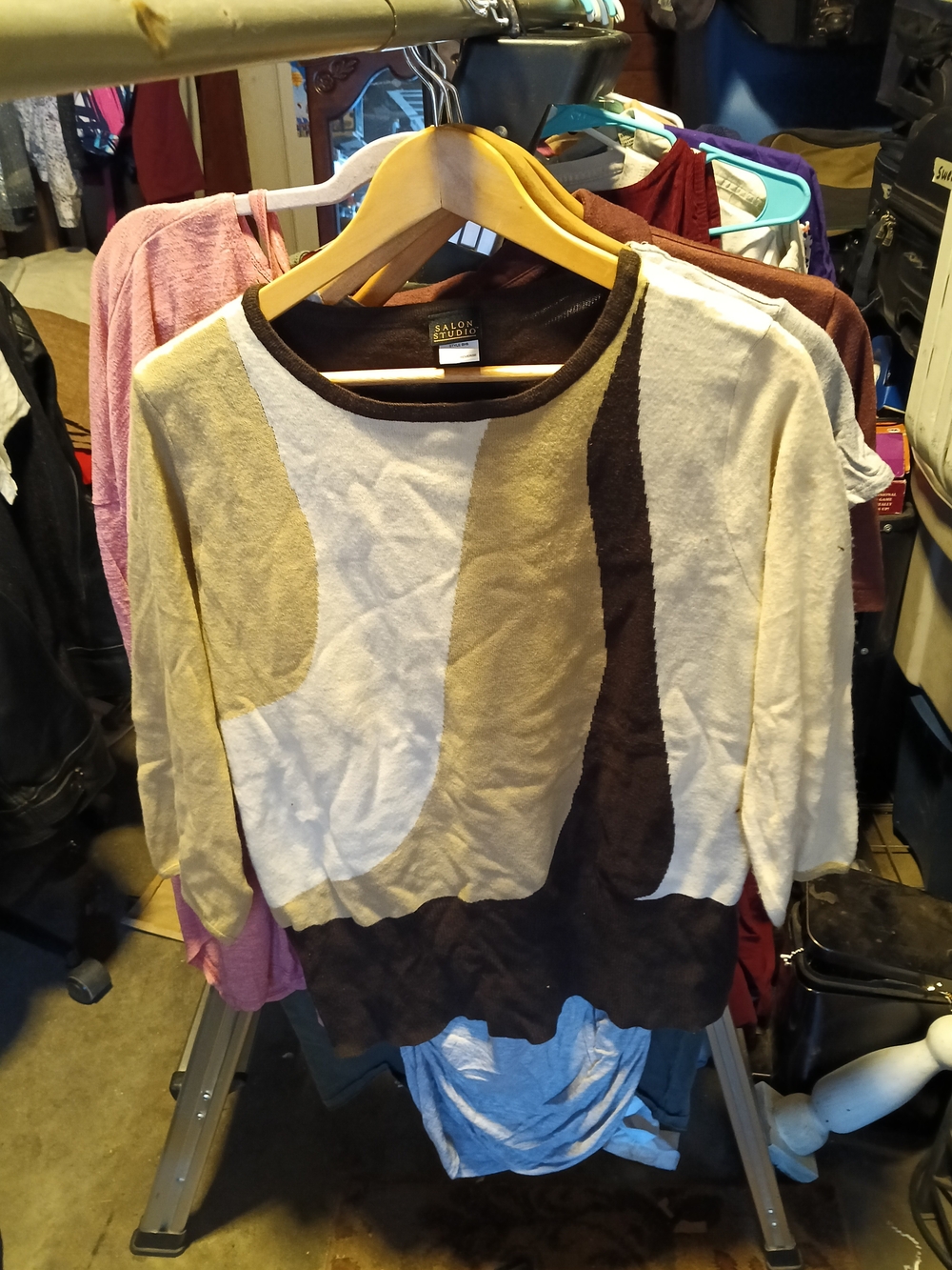 Salon Studio Colorblock Crewneck Sweater - Brown & Cream
